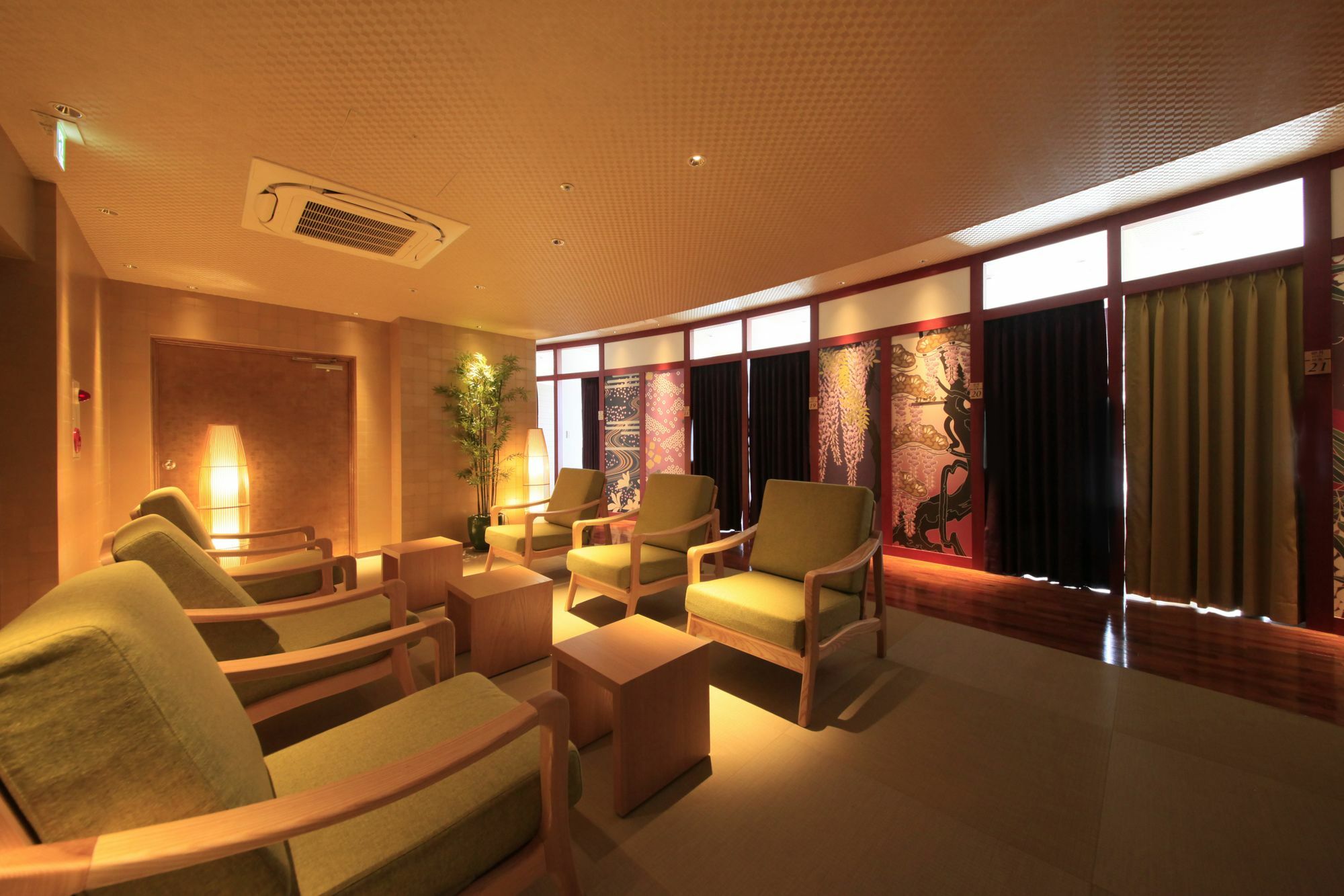 Centurion Hostel Nara Heijokyo Экстерьер фото